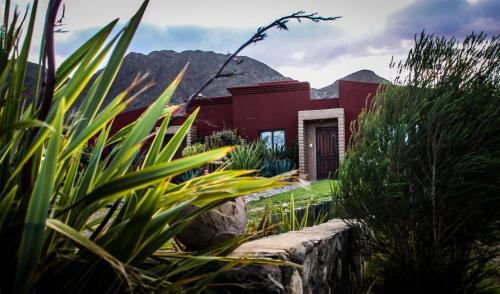 Hostal Miraluna Caba�as