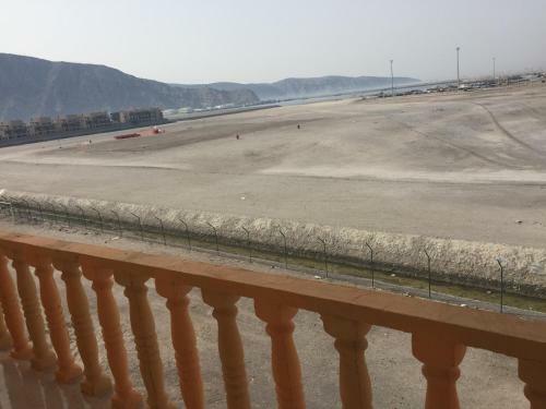 Kamzar Beach Furnished Apartments