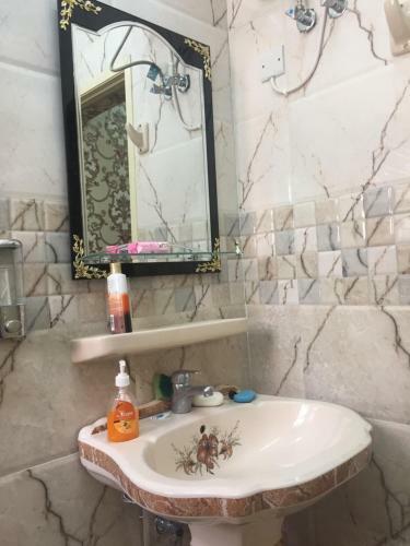 Kamzar Beach Furnished Apartments