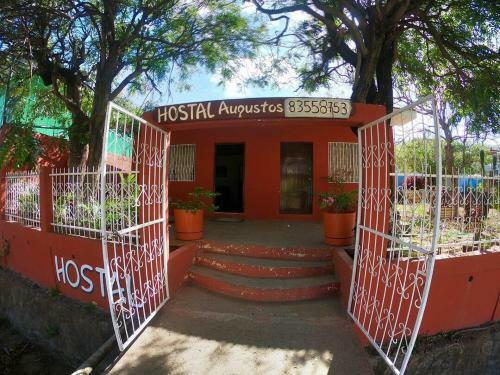 Hostal Augustos