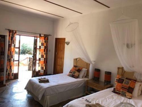 Eagle Rock Guest-farm And Business Lodge