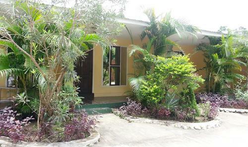 Bawga Theiddhi Hotel (kyike Hti Yoe)