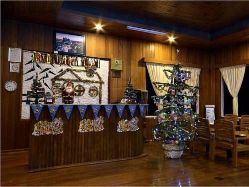 Hill Top Villa Hotel