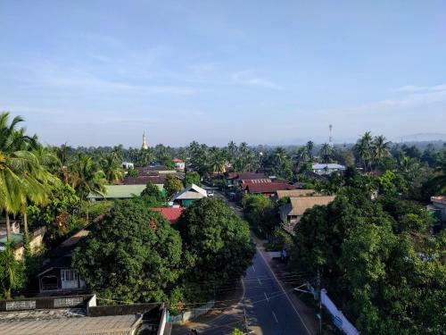 Shwe Moung Than Hotel