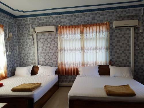 Hostal Moe Myint Thu Guest House - Burmese Only