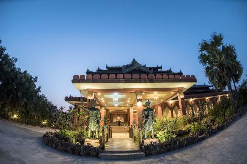 Gracious Bagan Hotel