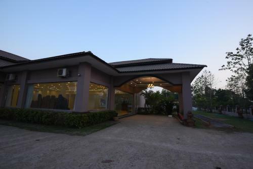 Hpa An Breeze Hotel