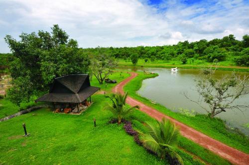 Hotel Shwe Pyi Resort Bago