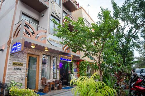 Hostal Newtown Inn