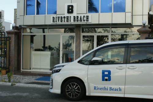 Hostal Rivethi Beach Hotel