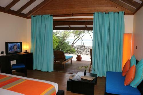 Hotel Canareef Resort Maldives
