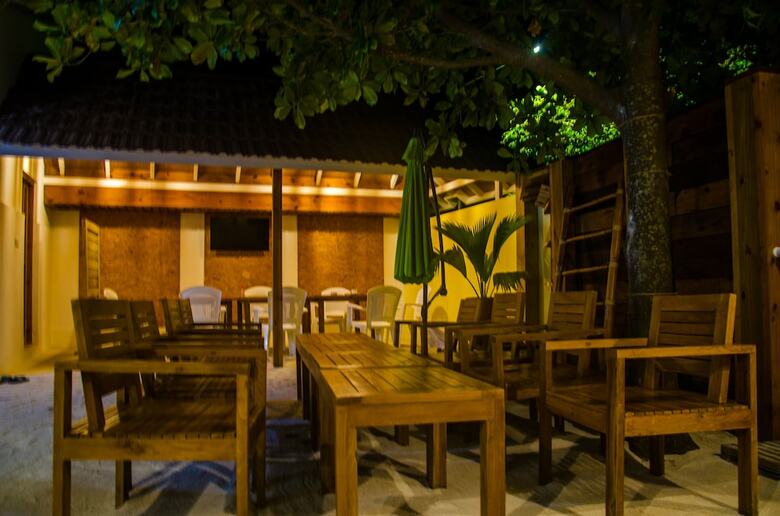 Hostal Holiday Garden Rasdhoo