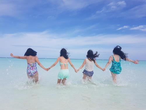 Hostal Ras Beach Inn