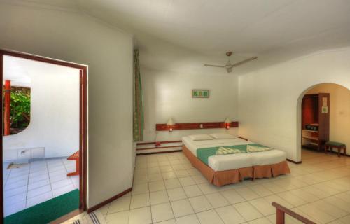 Hotel Fihalhohi Island Resort
