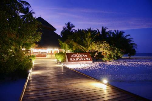 Hotel Adaaran Club Rannalhi