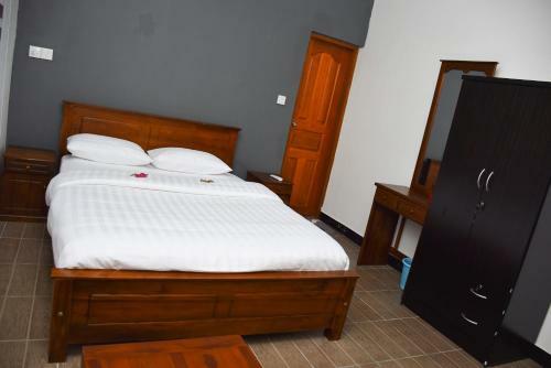 Hostal Equator Homestay