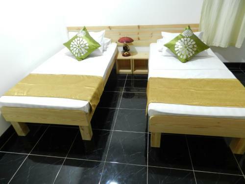 Hostal Faza View Inn