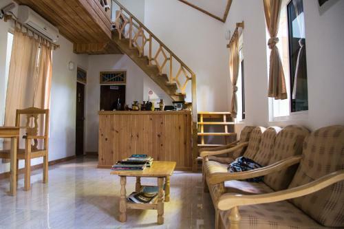 Hostal Faza View Inn
