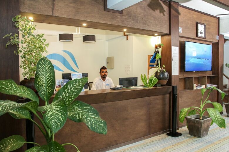 Hostal Salt Beach Hotel