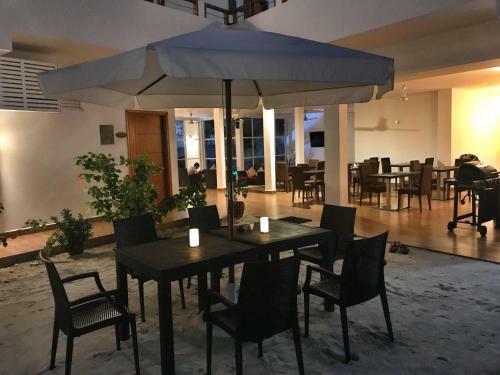 Hostal Athiri Beach Maldives