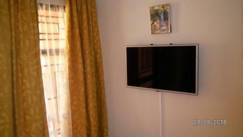 Hostal 244 Guest House