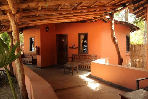 Hotel Kande Beach Resort