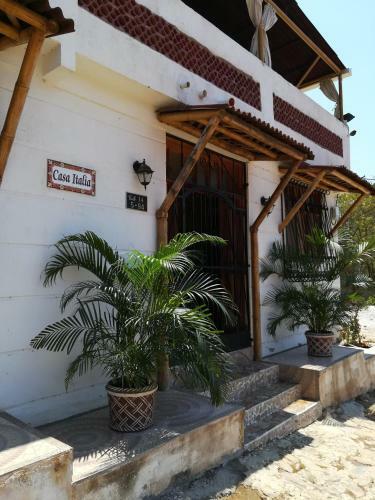Hostal Casa Italia Guest House