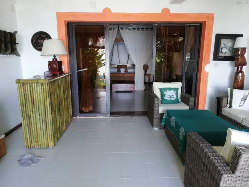 Villa Valiha Lodge