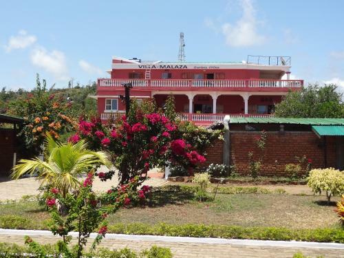 Bed & Breakfast Villa-malaza