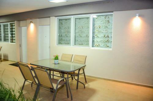 Hostal Romansa Apartments