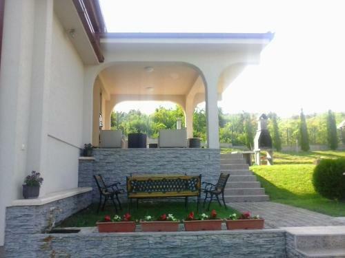 Villa Bis