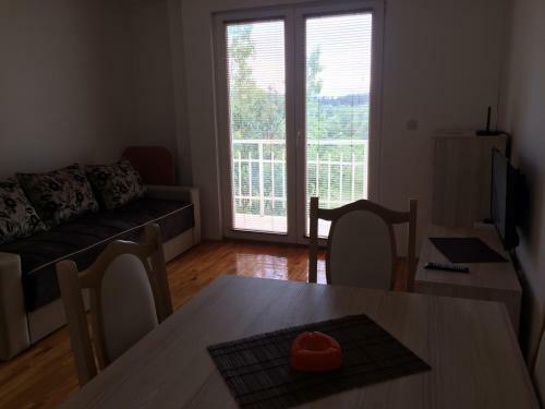Lake View Apartment
