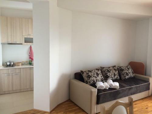 Lake View Apartment