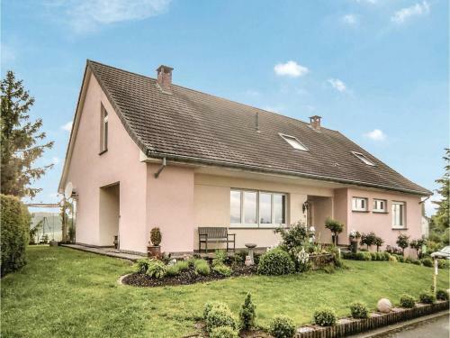 Two-bedroom Apartment In Erpeldange-remich