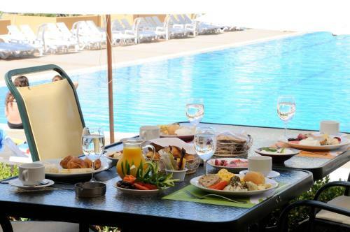 Country Lodge Hotel & Resort Beirut