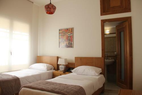 Hostal Domaine De Chouchene