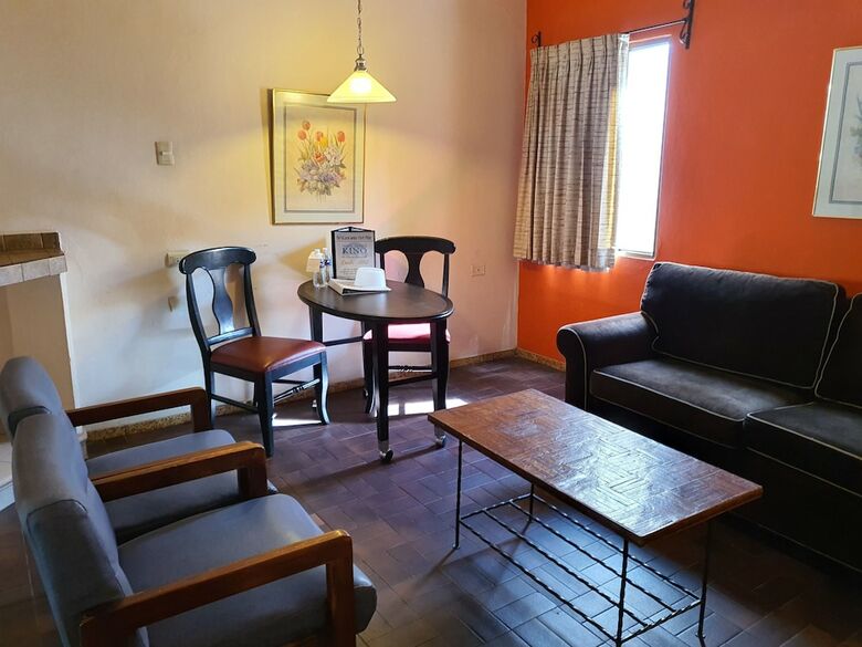 Hotel Suites Kino