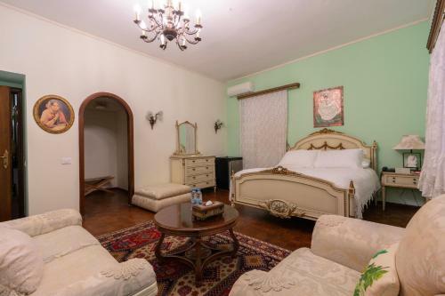 Chateau Des Oliviers Boutique Hotel