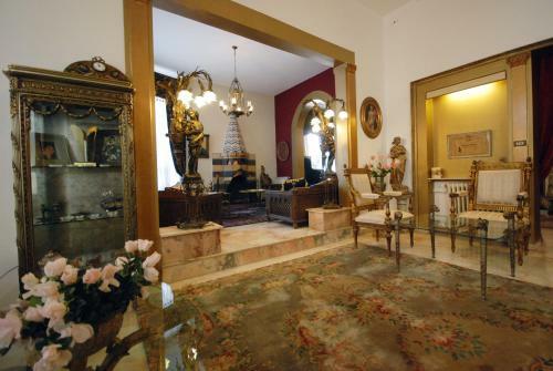 Chateau Des Oliviers Boutique Hotel