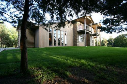 Hostal Beach Guesthouse Lenkas