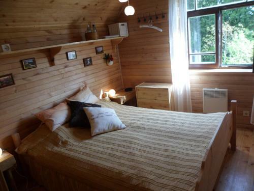 Hostal Guest House Ziedkalni