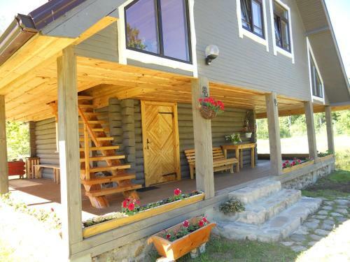 Hostal Guest House Ziedkalni