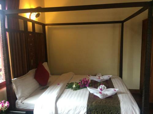 Hostal Chaluenxay Villa