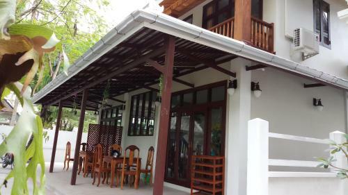 Villa Boua Thong Hotel