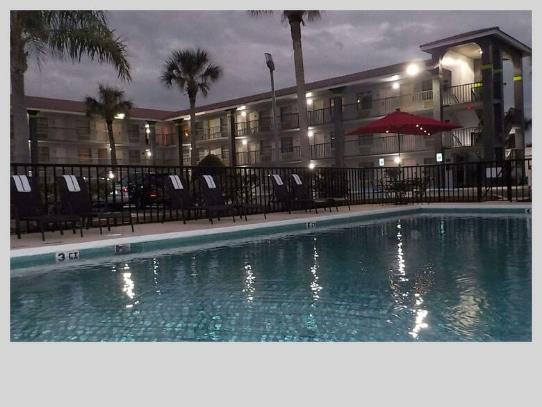 Hotel Best Western Bazarell Inn