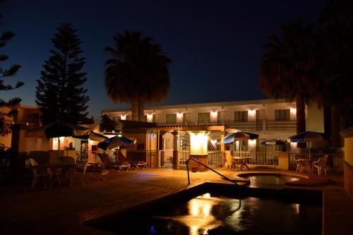 Eco Bay Hotel