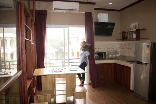 Apartamentos Phonethip Residence