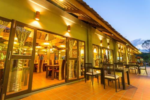 Hotel Namkat Yorla Pa Resort