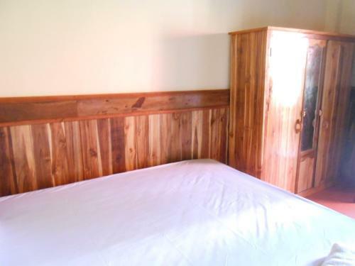 Hostal Zuela Guesthouse