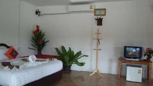 Houayxai Riverside Hotel (phonevichit Guesthouse)